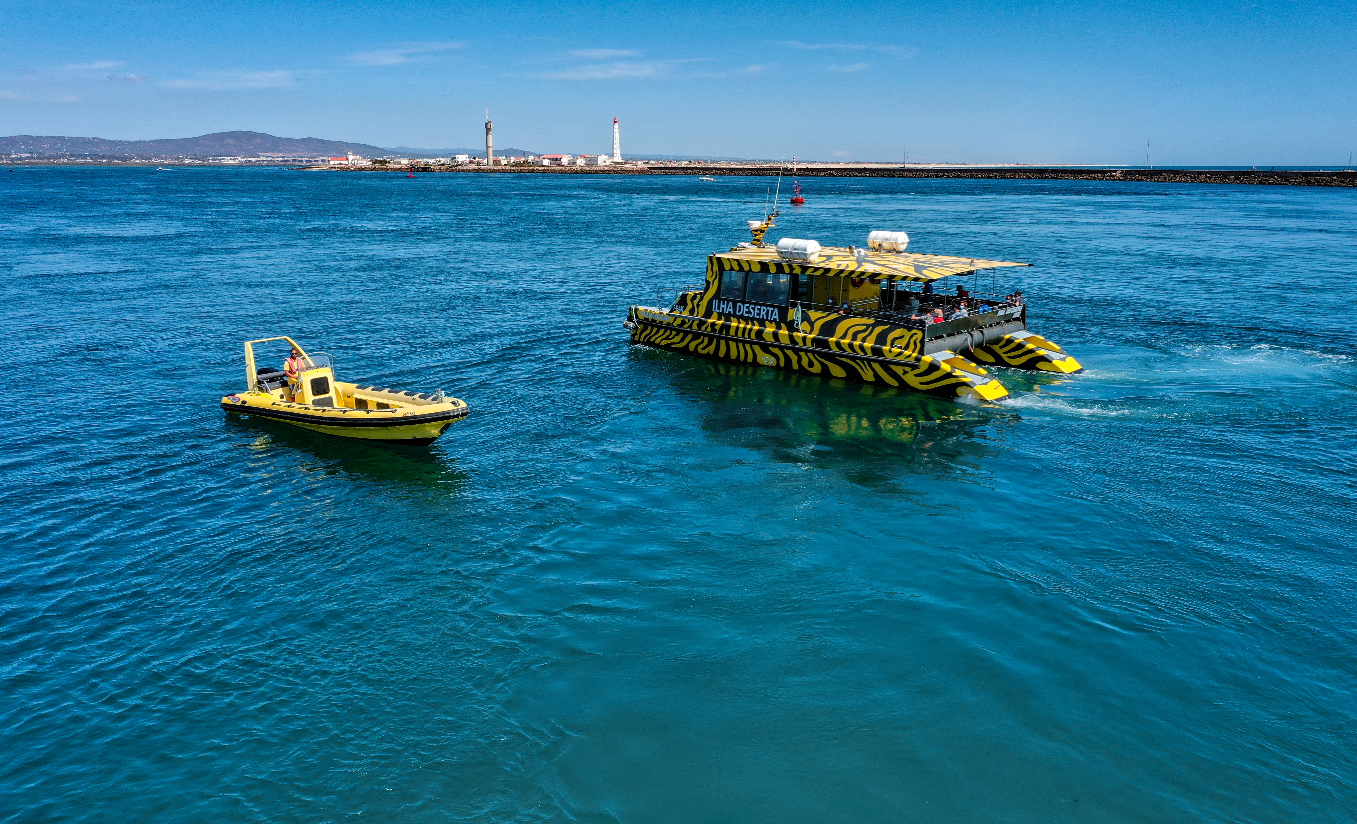 Shuttle and Ferry | Animaris